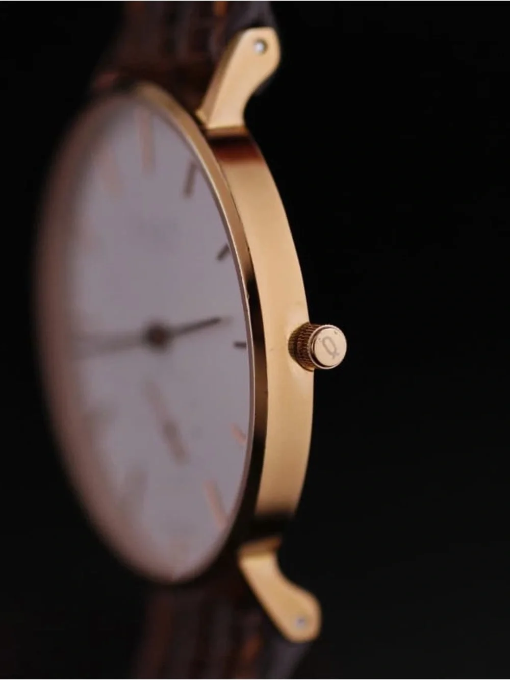 Y2K Knot Timepiece CS-36RGWH Men’s Watch